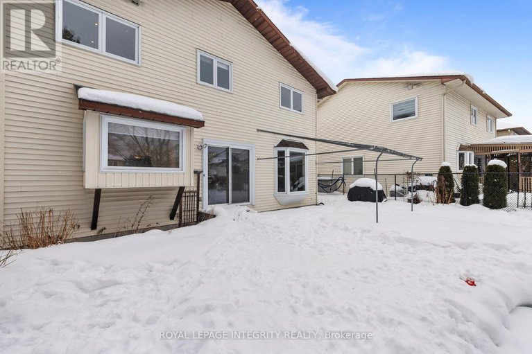 29332214/830-acadian-gardens/convent-glen/ottawa/ontario/K1C2V6_34