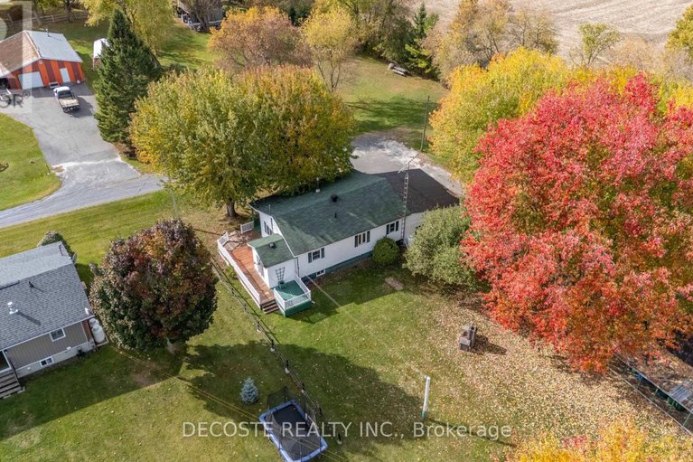 29008744/20015c-county-43-road/north-glengarry-kenyon-twp/north-glengarry/ontario/K0C1A0_36