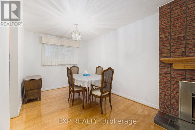 29565523/41-wigan-drive/borden-farmstewart-farmcarleton-heightsparkwood-hills/ottawa/ontario/K2E6K9_10