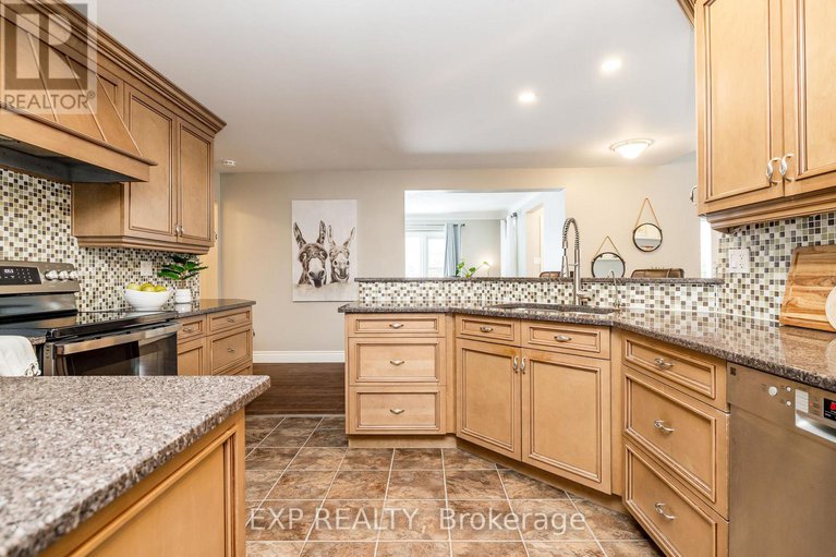 29248960/74-malcolm-street/almonte/mississippi-mills/ontario/K0A1A0_16