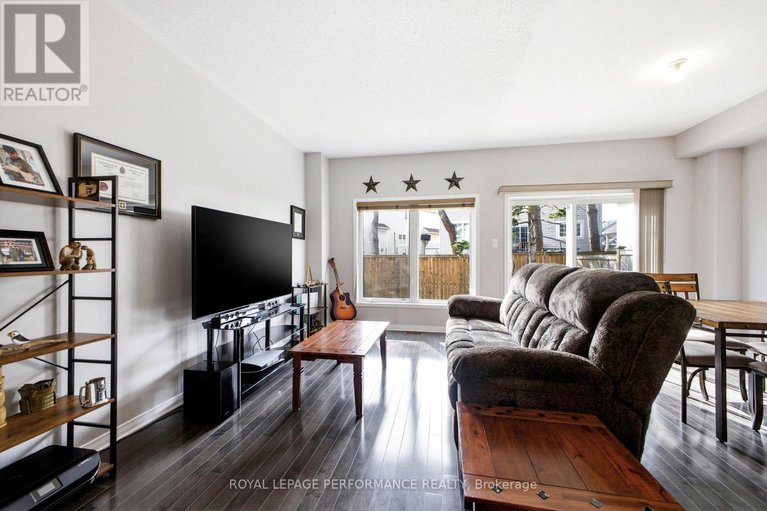 29570755/15-dundalk-private/stonebridge/ottawa/ontario/K2J0J5_13