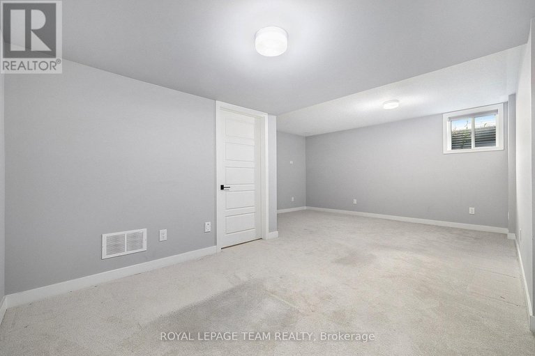 29589396/165-yearling-circle/richmond/ottawa/ontario/K0A2Z0_26