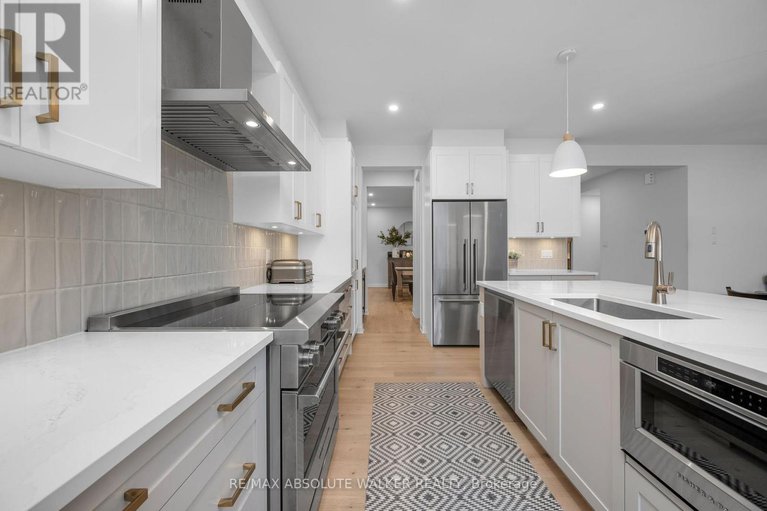 29118670/2055-wanderer-avenue/mahogany-community/ottawa/ontario/K4M0W9_10