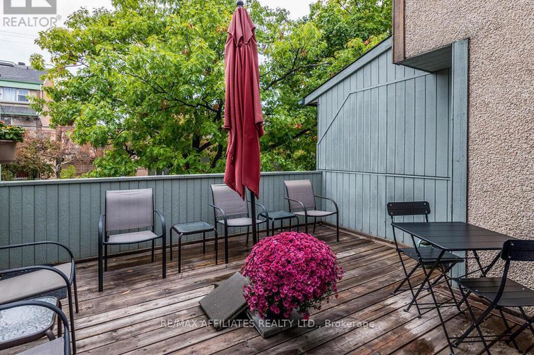 28968383/203-booth-street/west-centre-town/ottawa/ontario/K1R7V4_13