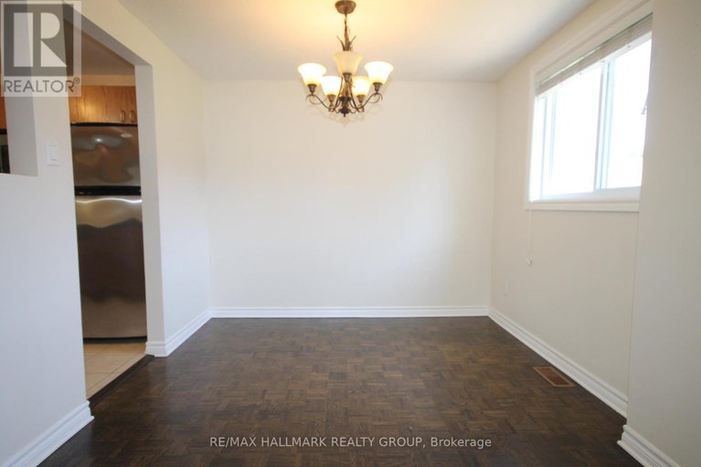 28637168/37-b-glenridge-road/meadowlandscrestview/ottawa/ontario/K2G1G2_7