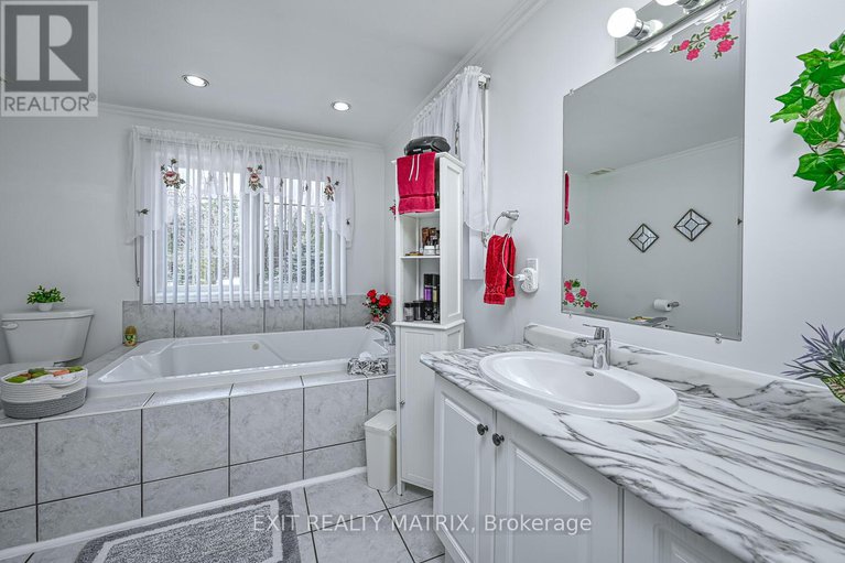28940723/2573-mitchell-street/osgoode-twp-north-of-reg-rd-6/ottawa/ontario/K0A2P0_14