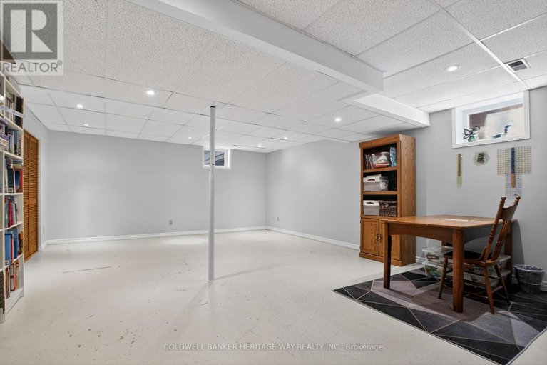 29670405/389-rae-road/mississippi-mills-ramsay-twp/mississippi-mills/ontario/K0A1A0_31