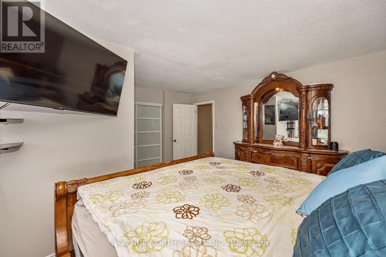 29654519/365-lefebvre-way/bilberry-creekqueenswood-heights/ottawa/ontario/K1E2W5_23