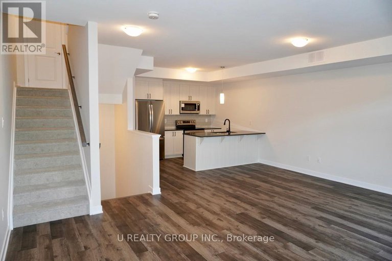 29048684/634-corporal-private/blossom-parkkemp-parkfindlay-creek/ottawa/ontario/K1X0M7_10