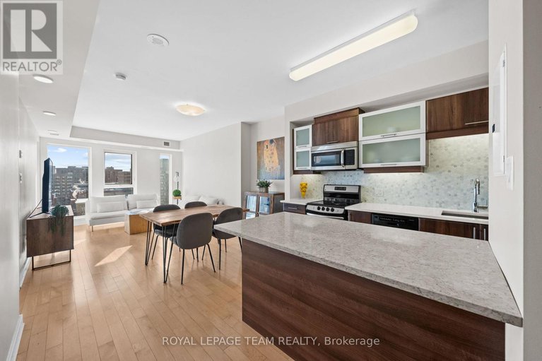 29285179/907-40-nepean-street/ottawa-centre/ottawa/ontario/K2P0X5_7