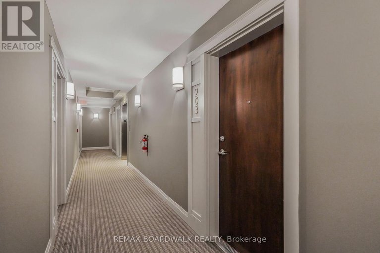 29681195/203-705-beauparc-private/cyrville/ottawa/ontario/K1J0B6_4