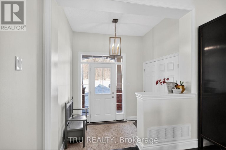 29443424/126-pinelock-street/emerald-meadowstrailwest/ottawa/ontario/K2M0L5_4