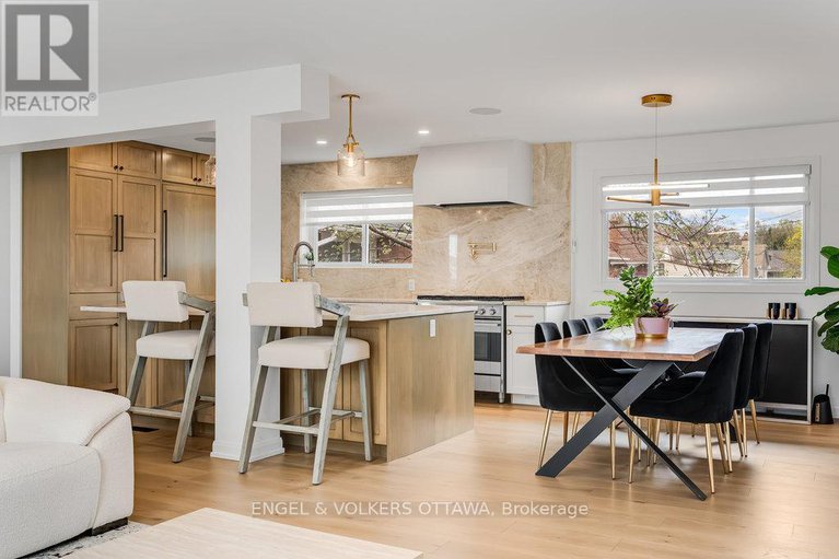 28298907/953-fairlawn-avenue/mckellar-heightsglabar-park/ottawa/ontario/K2A3S7_26