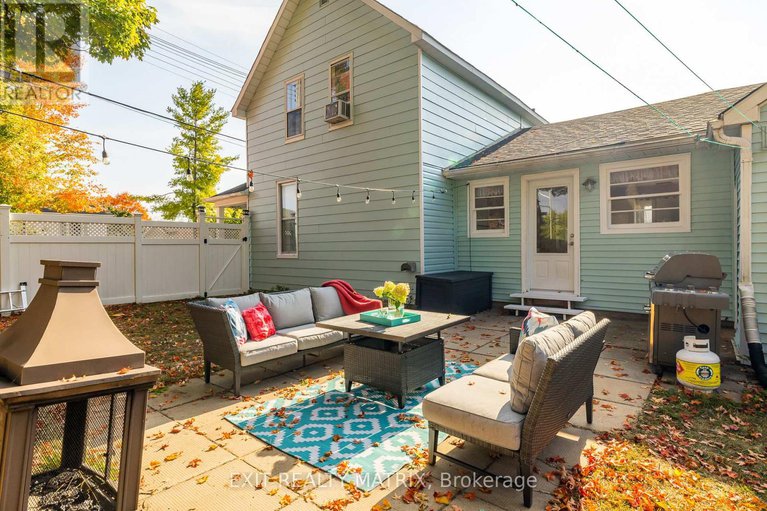 28886094/266-ann-street/almonte/mississippi-mills/ontario/K0A1A0_32