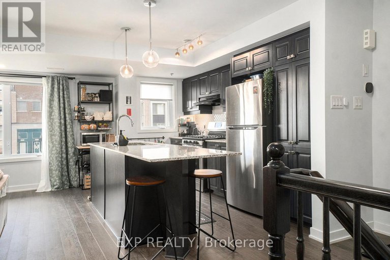 28977055/770-mikinak-road/cfb-rockcliffe-and-area/ottawa/ontario/K1K5A5_13
