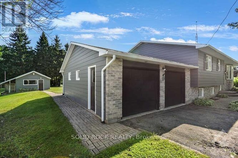 27334925/2597-north-campbell-road/augusta/augusta/ontario/K0E1T0_7