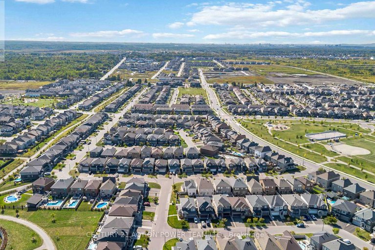 28874654/54-malachigan-crescent/avalon-west/ottawa/ontario/K4A1G6_45