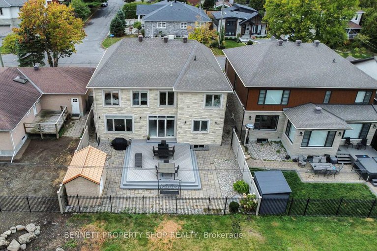 28937759/2253-prospect-avenue/alta-vista/ottawa/ontario/K1H7G2_30