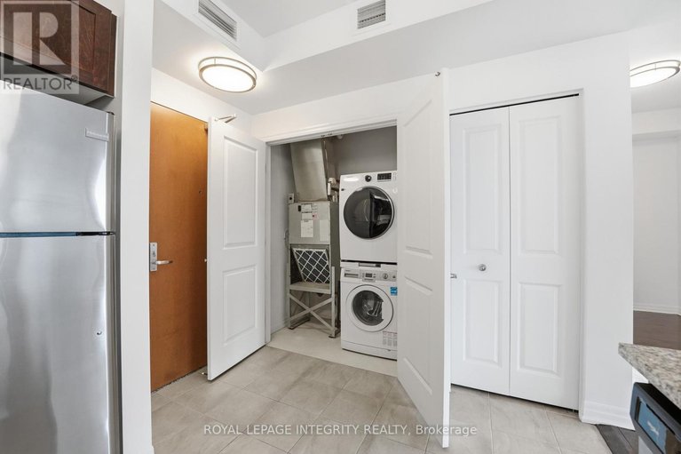 29657435/2403-242-rideau-street/sandy-hill/ottawa/ontario/K1N0B7_13