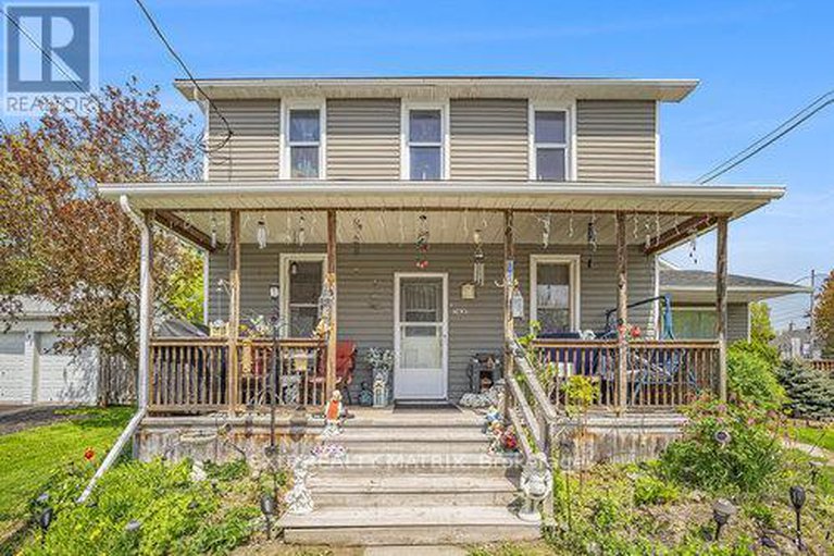 28312365/203-castor-street/village-of-russell/russell/ontario/K4R1C7_1