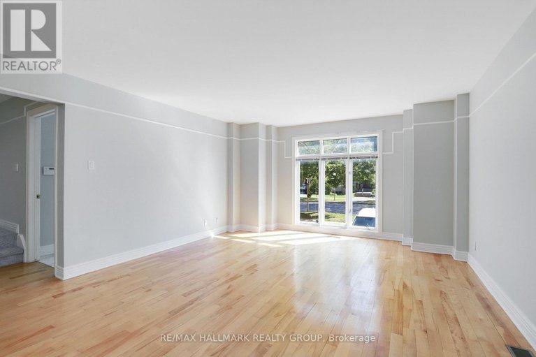 28910752/303-sherwood-drive/civic-hospital/ottawa/ontario/K1Y3W7_5