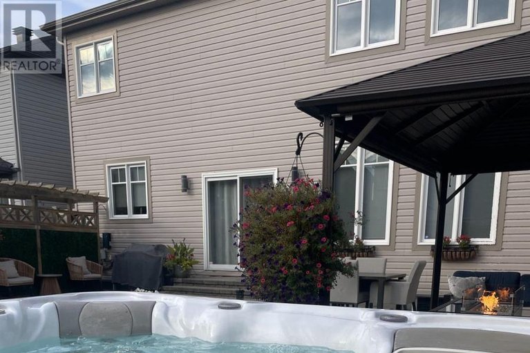 29447332/386-andalusian-crescent/emerald-meadowstrailwest/ottawa/ontario/K2V0C3_94