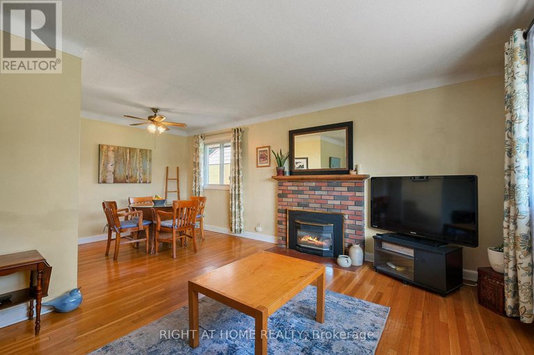 28854766/205-withrow-avenue/meadowlandsst-claire-gardens/ottawa/ontario/K2G2J8_14
