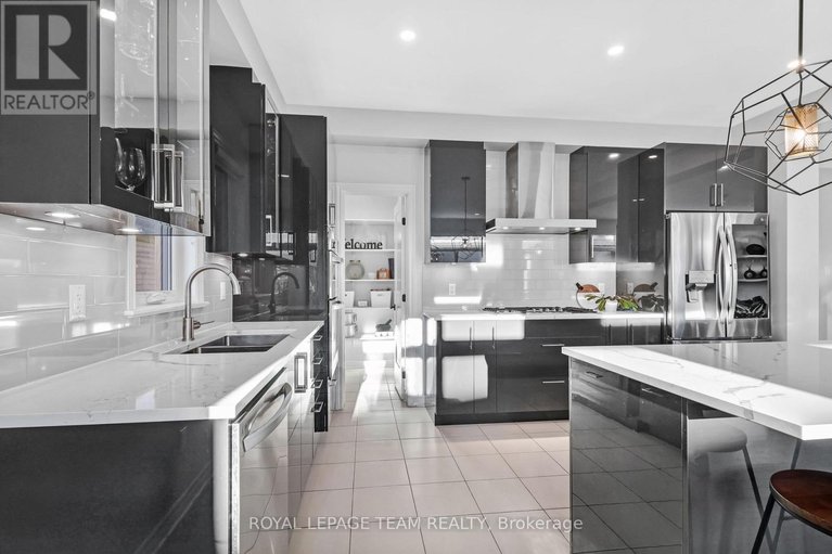 29098454/711-moonflower-crescent/blossom-parkkemp-parkfindlay-creek/ottawa/ontario/K1T0X8_14