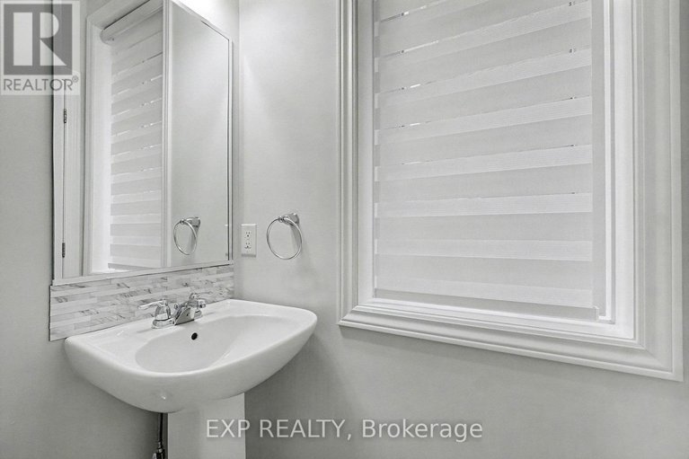 29161673/681-broad-cove-crescent/half-moon-bay/ottawa/ontario/K2C3H2_18