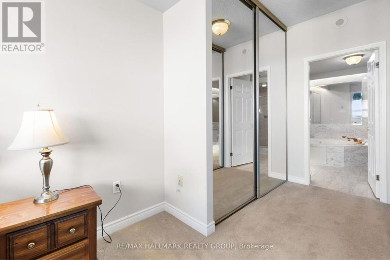 28692197/2403-1480-riverside-drive/riverview-park/ottawa/ontario/K1G5H2_16