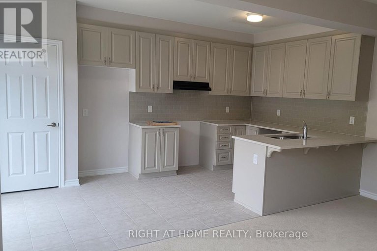 29048181/713-perseus-avenue/half-moon-bay/ottawa/ontario/K2J3V5_10