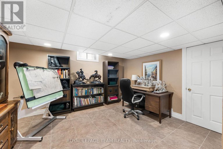 29359570/6501-wellwood-street/greely/ottawa/ontario/K4P1G2_37