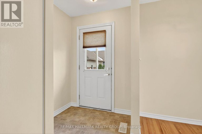 29149507/600-sunbeam-private/richmond/ottawa/ontario/K0A2Z0_26