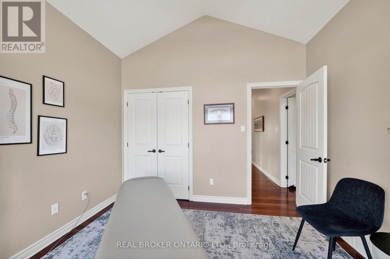 29670697/12-penny-lane/long-sault/south-stormont/ontario/K0C1P0_32