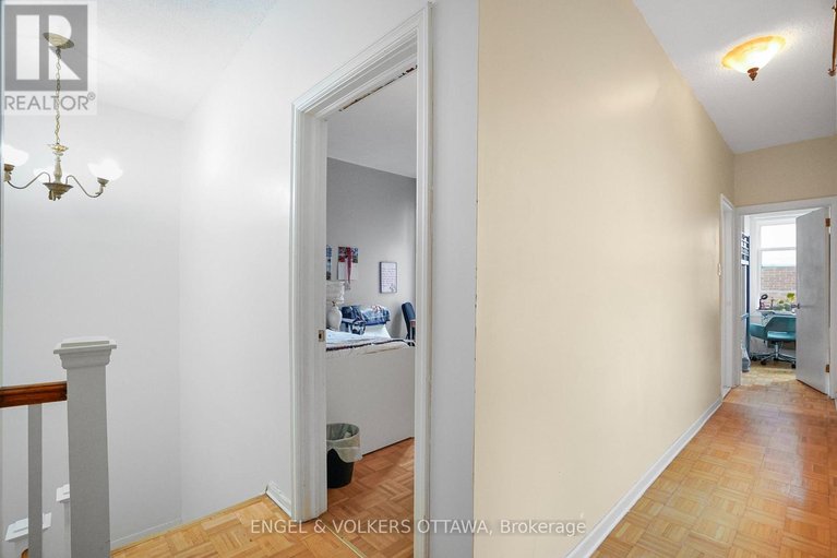 29686095/293-somerset-street-e/sandy-hill/ottawa/ontario/K1N6V9_16