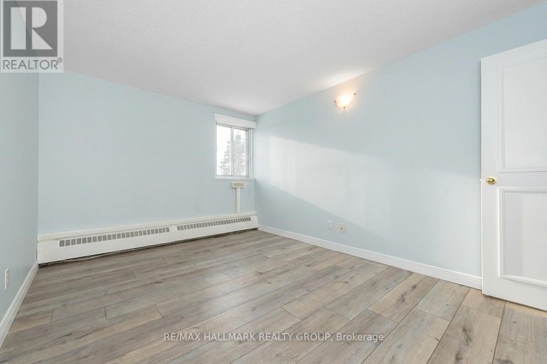 29389725/214-1505-baseline-road/copeland-park/ottawa/ontario/K2C3L4_19