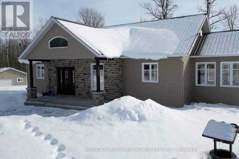 28793859/18668-concession-2-road/north-glengarry-kenyon-twp/north-glengarry/ontario/K0C1B0_1