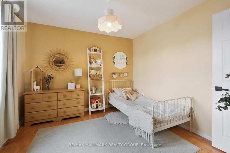 28342814/35-willow-glen-drive/bridlewood/ottawa/ontario/K2M1K8_20