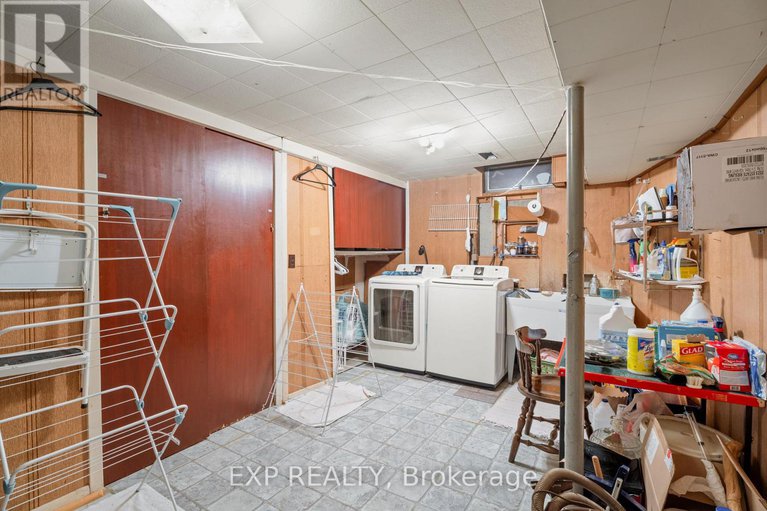 29114115/1233-meadowlands-drive-e/city-viewskylinefisher-heightsparkwood-hills/ottawa/ontario/K2E6K2_39