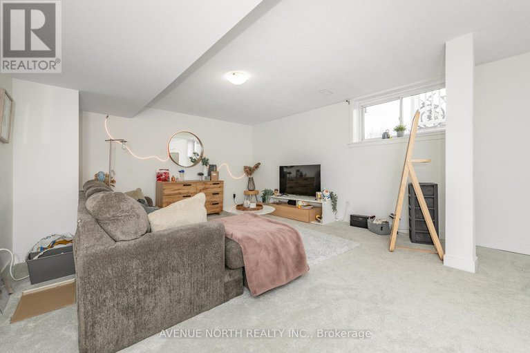 28630923/219-reisling-way/leitrim/ottawa/ontario/K1T0X1_42