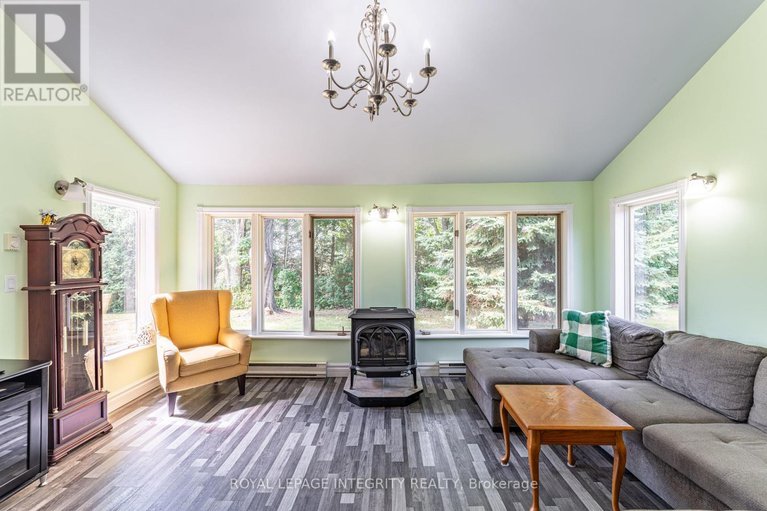 28771456/20455-concession-3-road/south-glengarry-lancaster-twp/south-glengarry/ontario/K0C1N0_17