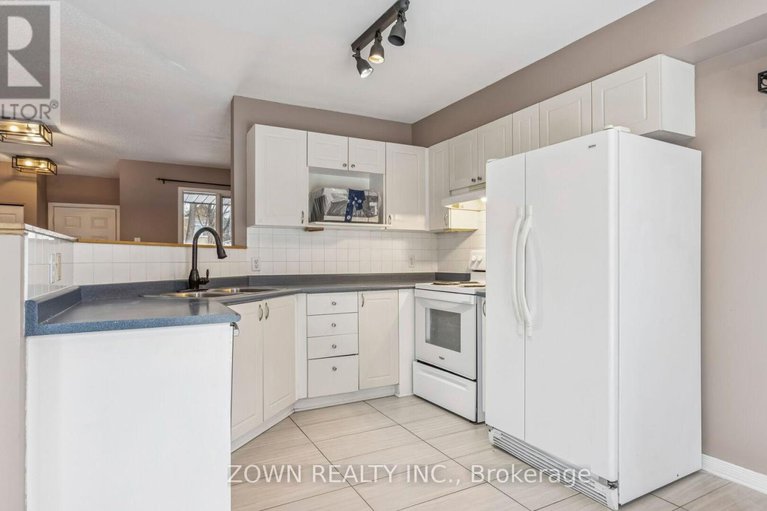 29305756/104-banchory-crescent/morgans-grantsouth-march/ottawa/ontario/K2K2V2_10