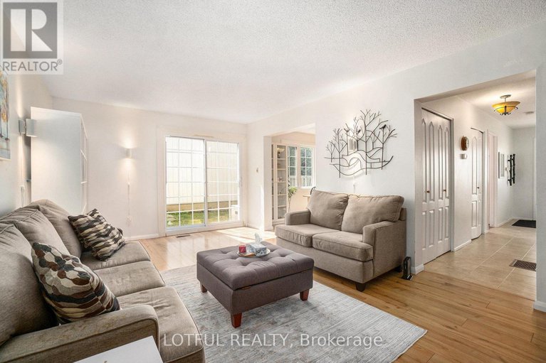 29061693/427-kintyre-private/carleton-square/ottawa/ontario/K2C3M9_5