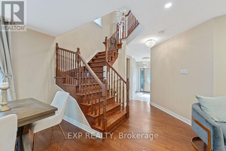 28971340/4085-kelly-farm-drive/blossom-parkkemp-parkfindlay-creek/ottawa/ontario/K1T4J3_5