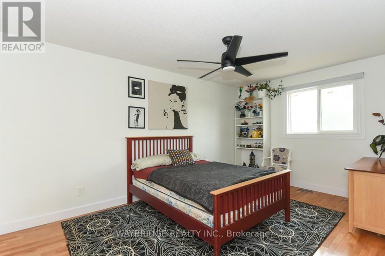 28143902/1467-spartan-grove-street-e/greely/ottawa/ontario/K4P1G1_30