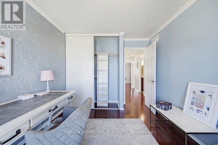 29645634/10-valemont-street/barrhaven-east/ottawa/ontario/K2G6Y1_32