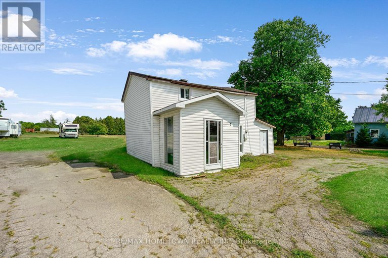 28843870/9-and-7-richmond-street/augusta-twp/augusta/ontario/K0E1P0_32