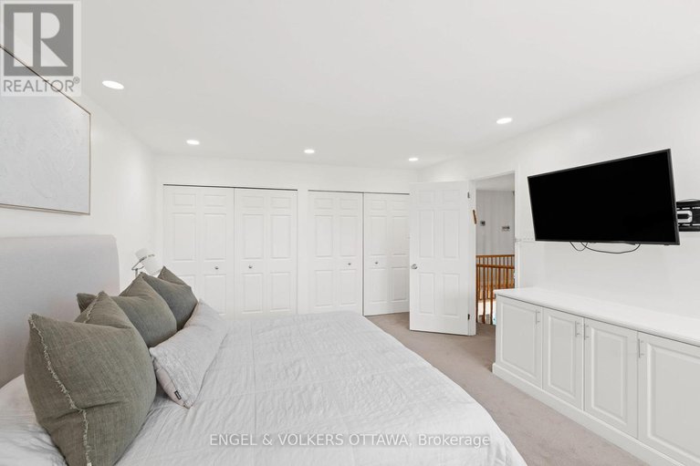 28648909/20-garand-place/urbandale-acres/ottawa/ontario/K1H8M1_21