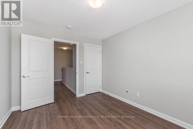 28934994/520-galmoy-way/half-moon-bay/ottawa/ontario/K2J6V1_18