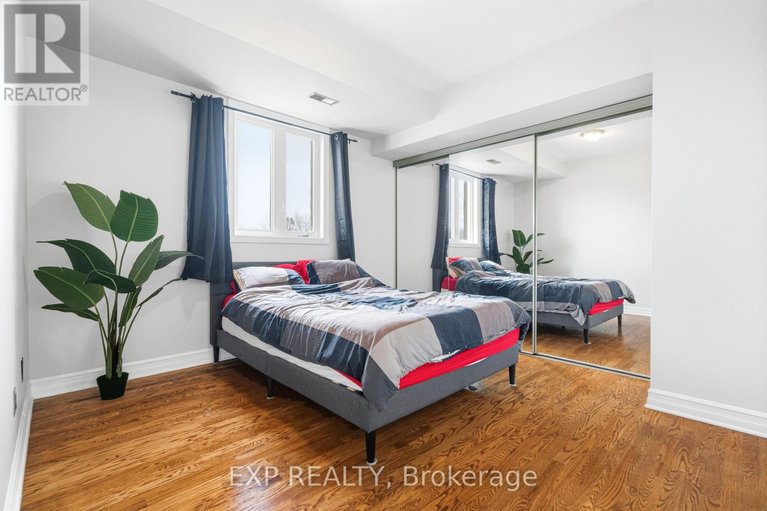 29479997/402-711-churchill-avenue/westborohampton-park/ottawa/ontario/K1Z5G6_32